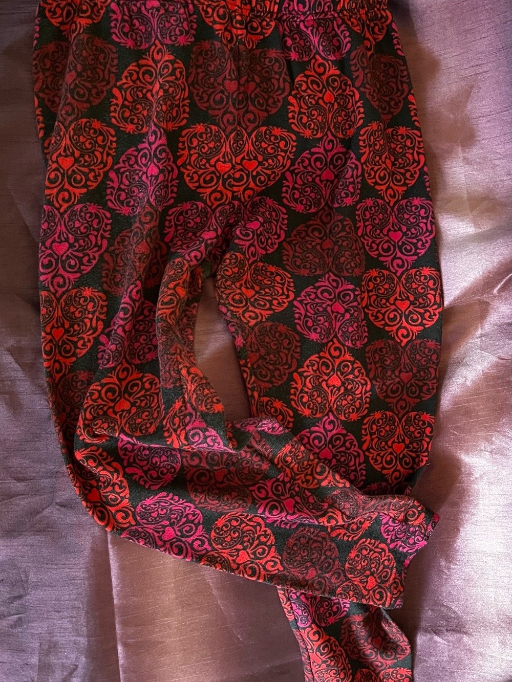 Faded Glory Black Leggings with Red & Pink Heart Medallion Print